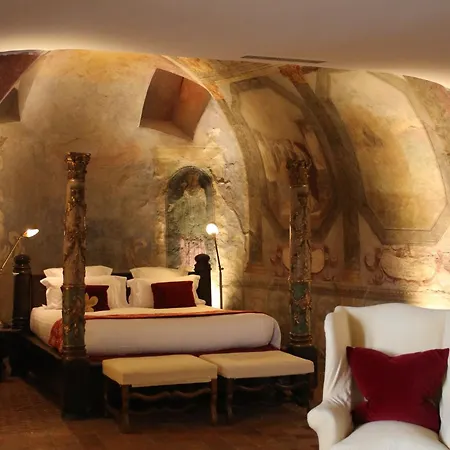 Château De Hotel Bagnols (Rhone)