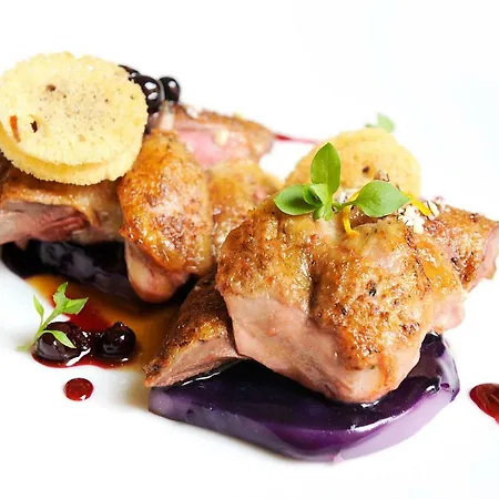 Chateau De Hotel Bagnols (Rhone)