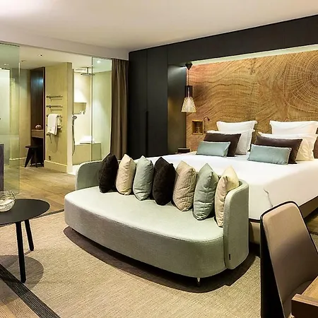 Château De Hotel 5*