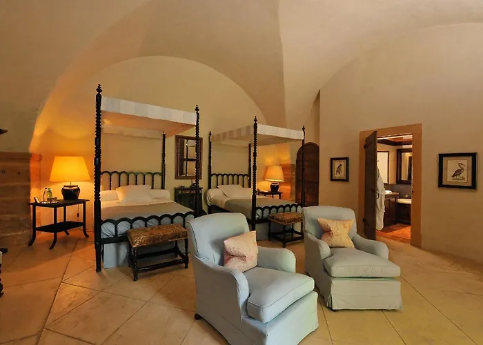 Chateau De Hotel