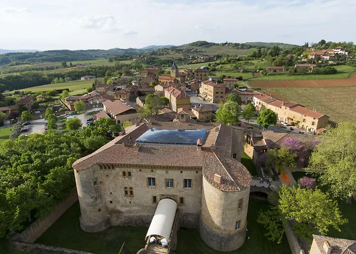 Chateau De Hotel 5*