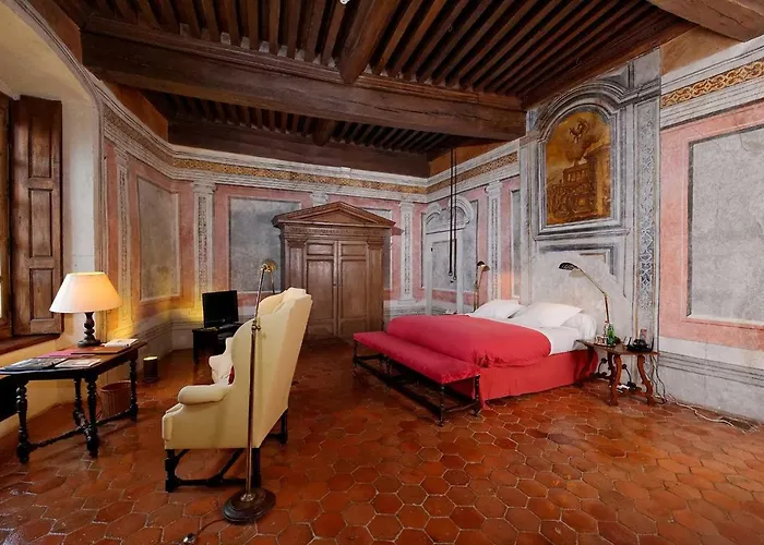 Hotel Chateau De Bagnols (Rhone)