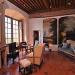 Chateau De Hotel Bagnols (Rhone)