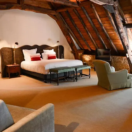 Château De Hotel 5*