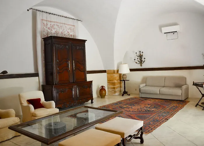 Hotel Chateau De Bagnols (Rhone)